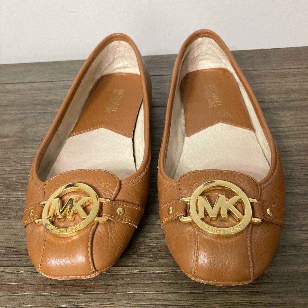 Michael Kors flats